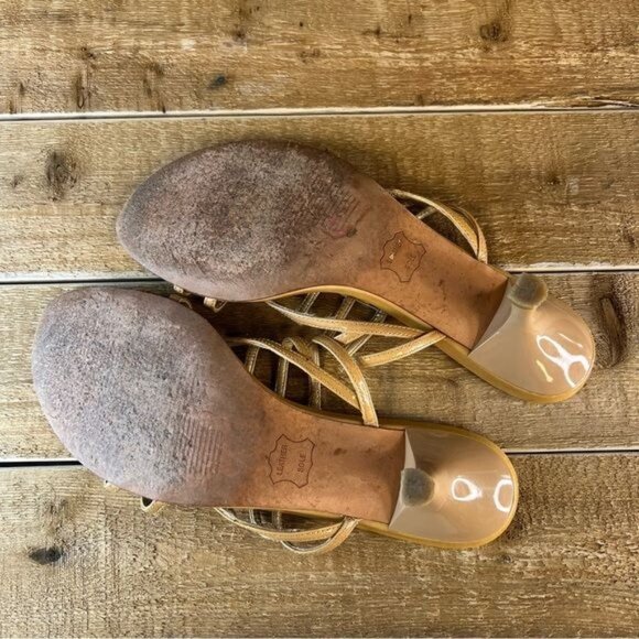 Stuart Weitzman Gold Metallic Leather Cutout Slide On Kitten Heel Sz 6.5 - Picture 12 of 12